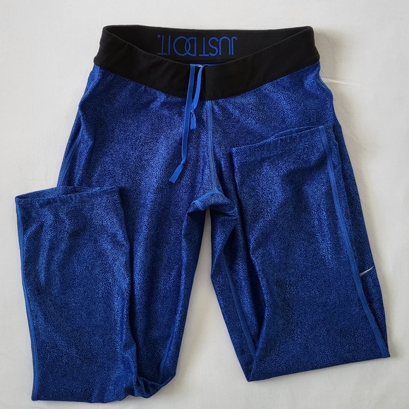 Like New Nike Dri Fit Capris Tights - Picture 3 of 6